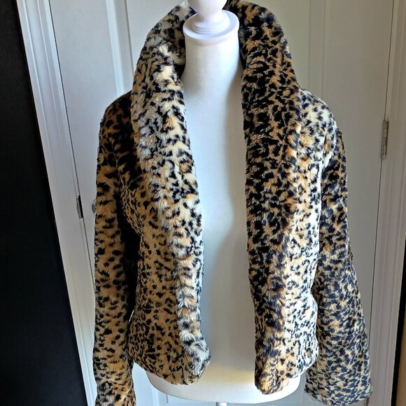 NEW! BOHO LEOPARD PRINT FAUX FUR JACKET - Picture 4 of 5